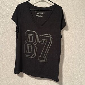 Aeropostale V-Neck